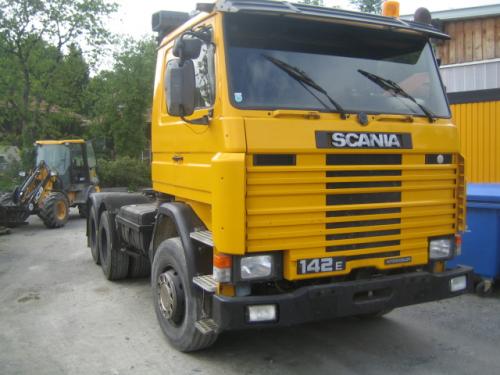 Lkw Scania Sattelzugmaschine 142E 6x4